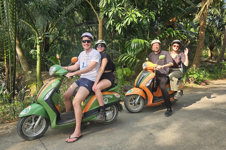 Ben Tre Mekong Zig Zag: Skoter, segelbåt och mat (hel dag)