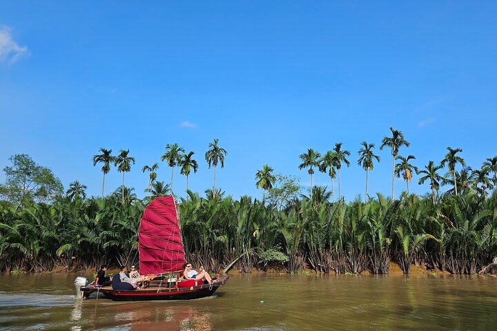 Ben Tre : Scooter, Kultur, Segelbåt och Mekongmat (halvdag)