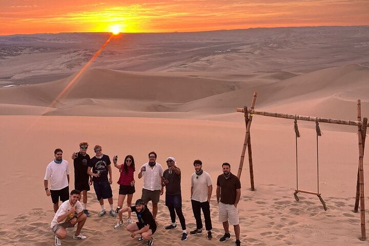 Från Ica eller Huacachina: Buggy- och sandboardtur med solnedgång