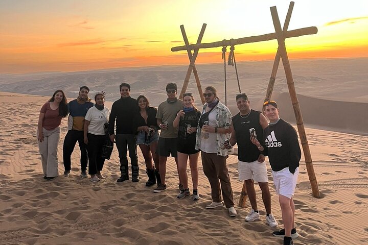 Från Ica eller Huacachina: Buggy- och sandboardtur med solnedgång