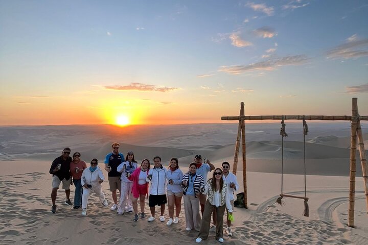 Från Ica eller Huacachina: Buggy- och sandboardtur med solnedgång