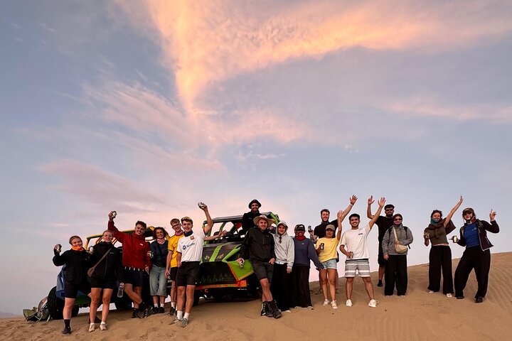 Från Ica eller Huacachina: Buggy- och sandboardtur med solnedgång