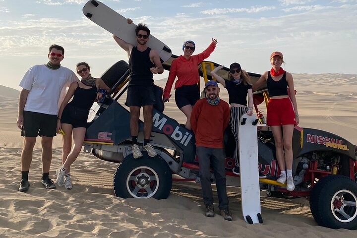Från Ica eller Huacachina: Buggy- och sandboardtur med solnedgång