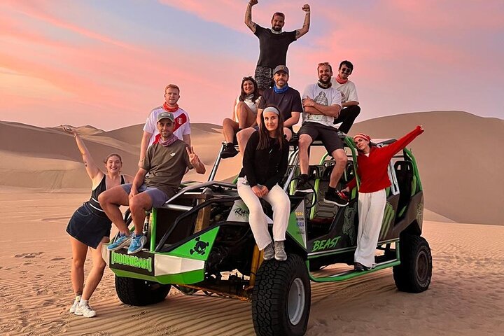 Från Ica eller Huacachina: Buggy- och sandboardtur med solnedgång
