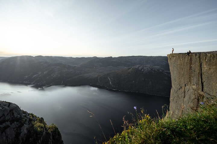 Preikestolen | Kanzelfelsen - Wanderung mit Fachkundiger Tourleiter
