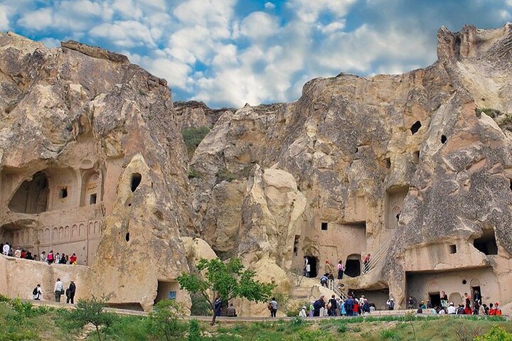 Semi-Private Cappadocia Day Tour fra Istanbul, Cappadocia Hoteller