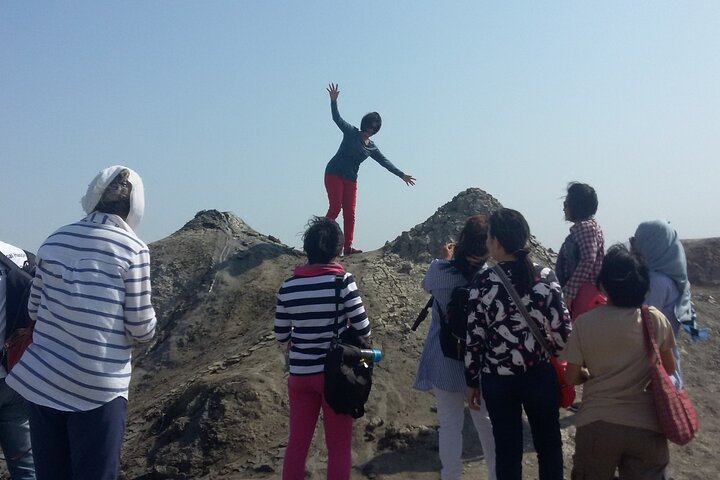 Gobustan, Mud Volcanoes, Fire Temple, Fire Mountain Private Tour