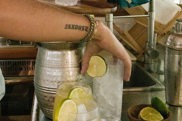 Cocktail-Segeltörn bei Sonnenuntergang in Wrightsville Beach