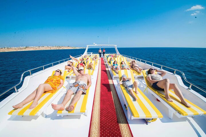 Svømme med delfiner på Samadai Reef Snorkeling fra Marsa Alam