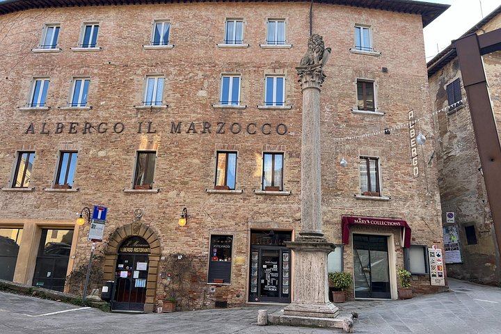 Recorrido privado a pie por Montepulciano con cata de vinos