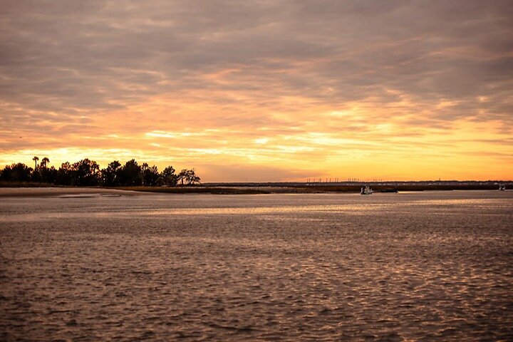 Crucero al atardecer Dolphin Discovery