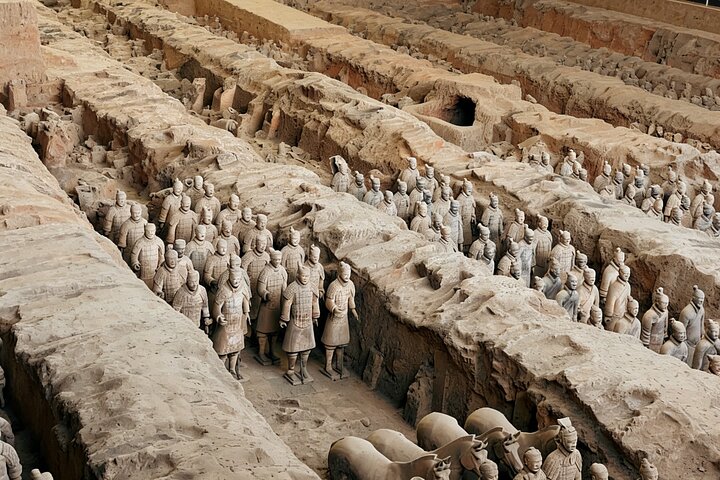 Viagem privada de Zhengzhou aos guerreiros de terracota de Xi'an e muralha da cidade de trem bala