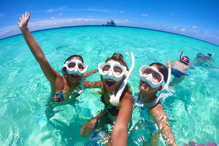 Billig Miyakojima (Clear SUP & havskildpaddesnorkling) Ingen ekstra omkostninger | Fuld refusionsgaranti | Gratis leje og billeder | Fra 1 år!