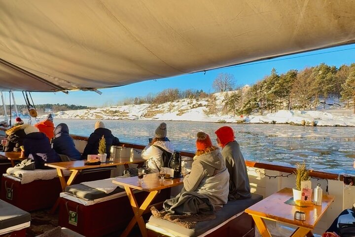 2 - Crucero turístico de una hora por el fiordo de Oslo