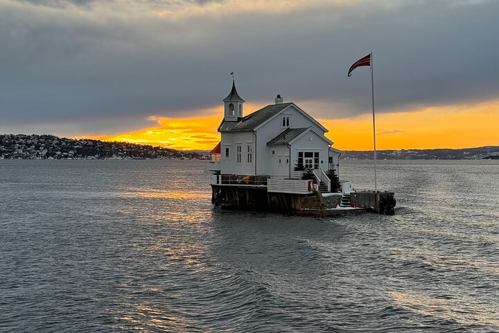 2 - Crucero turístico de una hora por el fiordo de Oslo