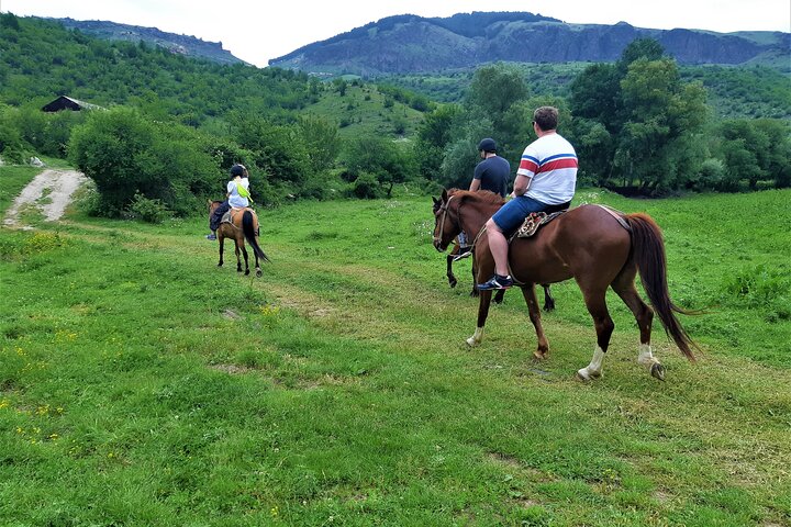 Reittour durch den Dzoraget Canyon