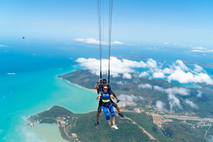 Restauranter i nærheten av Airlie Beach Tandem Skydive Over the Whitsunday Islands