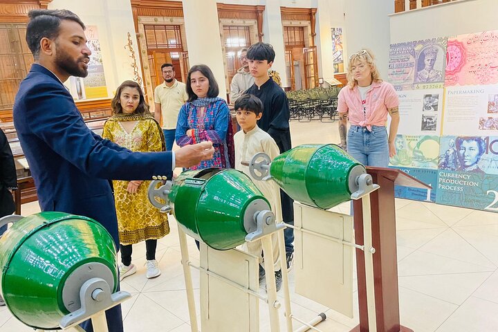 Volledige dag privé Karachi City Tour (geschiedenis en cultuur)