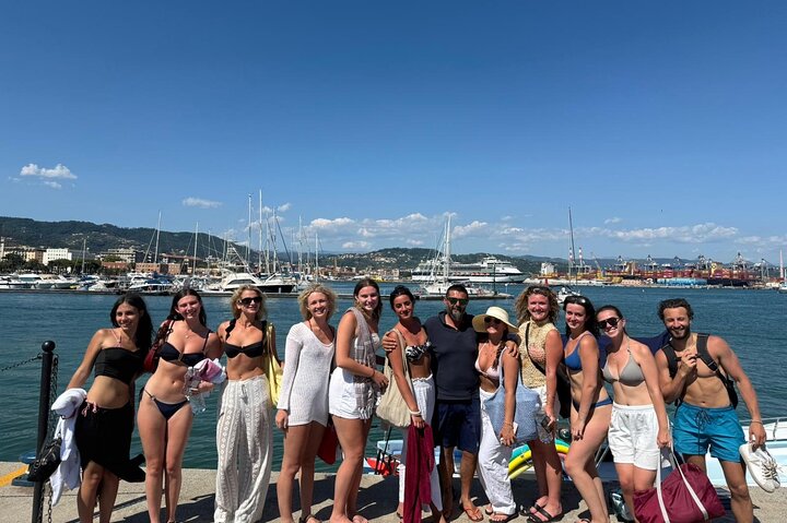 Monterosso: Boottocht door de Cinque Terre, overdag of bij zonsondergang, inclusief aperitief
