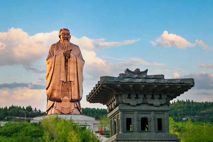 Qufu Private Tour til Confucius Temple, Family Mansion, kirkegård og Ni Mountain