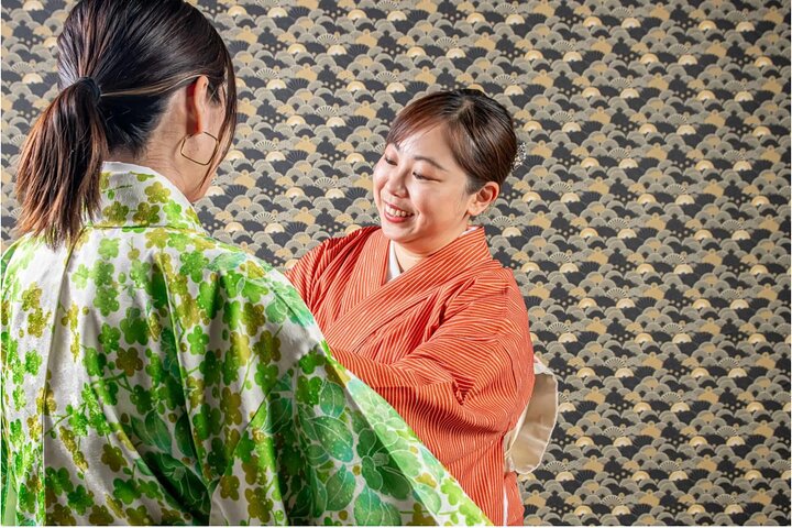 Osaka Sumo Experience : Live Show, Probieren Sie Sumo, Kimono & Hot Pot Meal