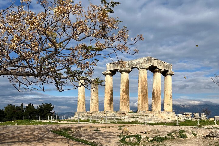 Excursión al antiguo Corinto de Atenas con entradas parada en la playa y recogida