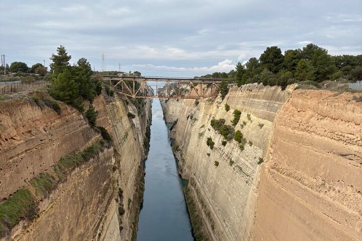 Excursión al antiguo Corinto de Atenas con entradas parada en la playa y recogida