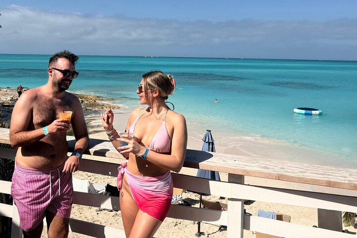 Rose Island Half-Day Private Beach Tour with Lunch from Nassau