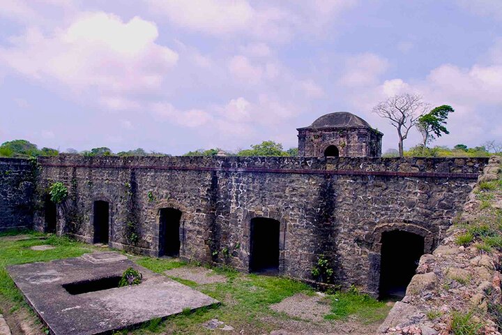 Panamakanalen og Fort San Lorenzo Tour fra Colón
