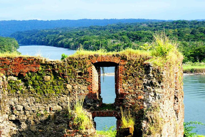 Panamakanalen og Fort San Lorenzo Tour fra Colón