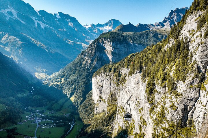 Interlaken, Grindelwald, Lauterbrunnen med Glass top Busrejse