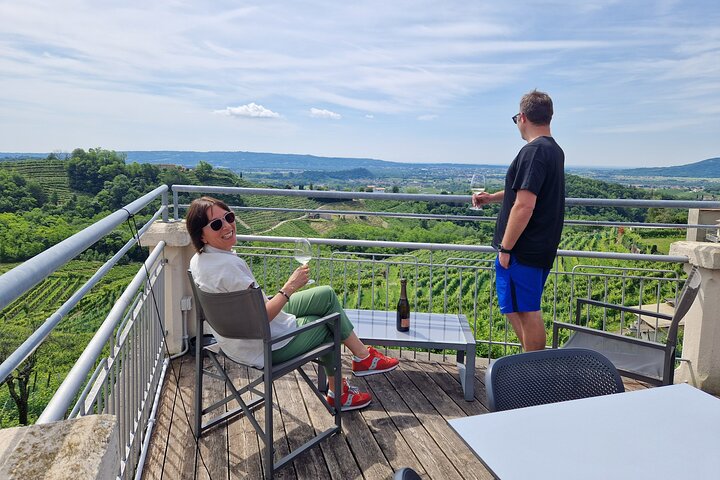 Valdobbiadene PROSECCO Privat tur och smak med Sommelier