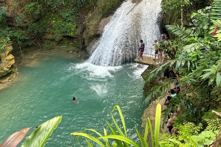 Hoteller i nærheden af Blue Hole and River Tubing Ocho Rios