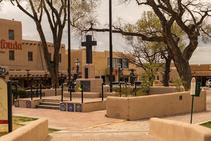 Tour privado en bicicleta eléctrica de arte e historia en Taos