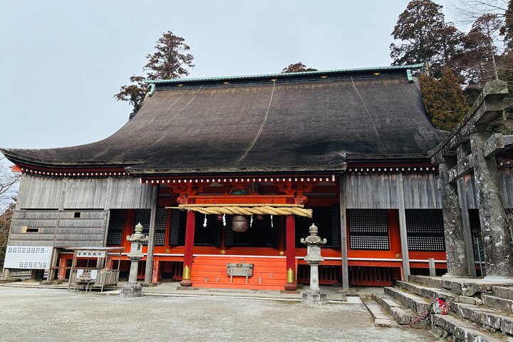 Randonnée de pèlerinage en montagne sacrée du mont Hiko et histoire de Yamabushi