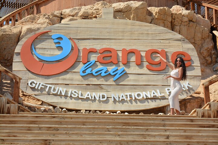 Hurghada: VIP Seafood Yacht till 3 öar, delfiner och snorkling
