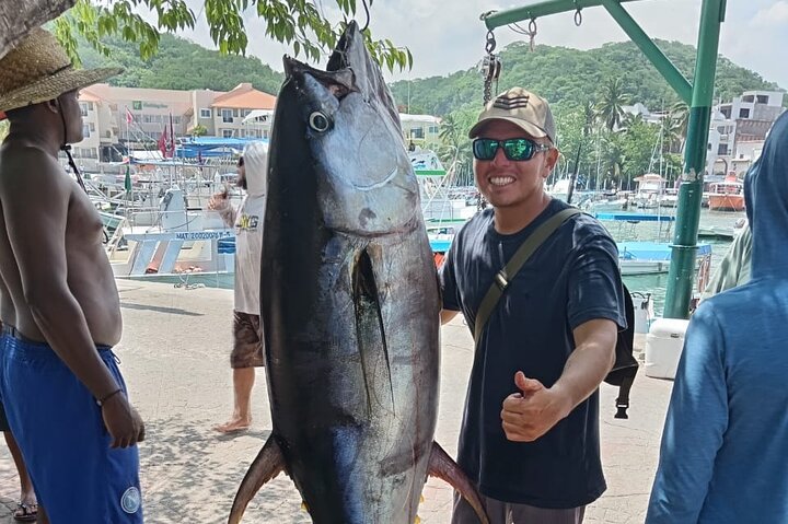 Excursão privada 9 Bayes of Huatulco a San Agustin + esportes Pesca