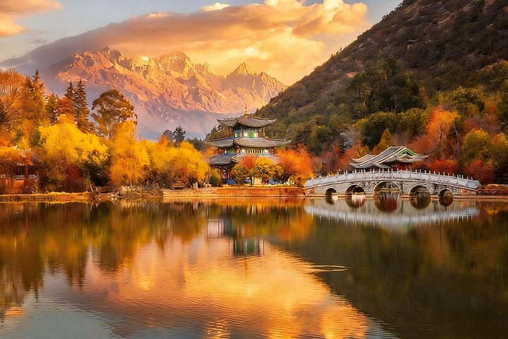 4 timers privat fottur i Lijiang City Highlights