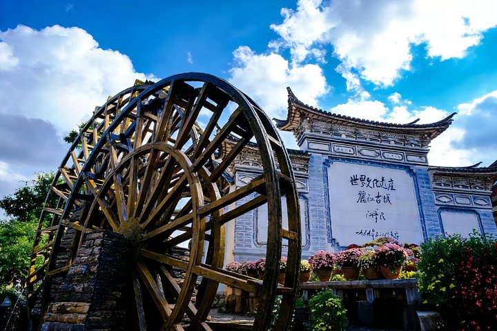 4 timers privat fottur i Lijiang City Highlights