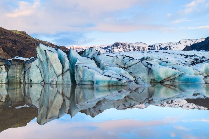 Sólheimajökull Glacier Hike - Aventura en hielo azul para grupos pequeños