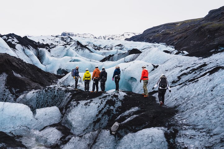 Sólheimajökull Glacier Hike - Aventura en hielo azul para grupos pequeños