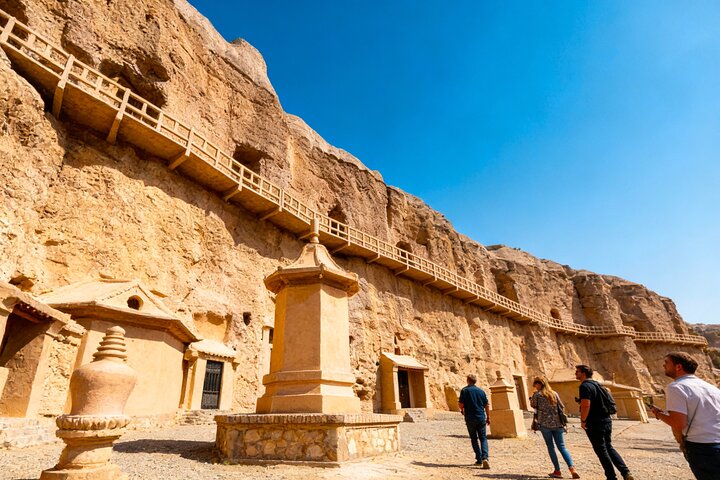 Lanzhou privat dagstur til Tianti Grottoes, Luoshi Pagoda og Leitai i Wuwei