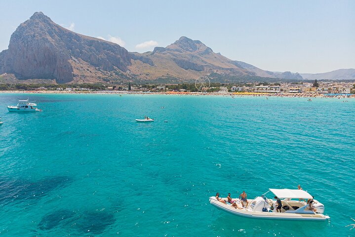 Excursión en barco de día completo de San Vito Lo Capo a Castellammare del Golfo