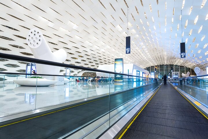 Privé Xining Caojiabao International Airport Vertrek Transfer van City Hotels