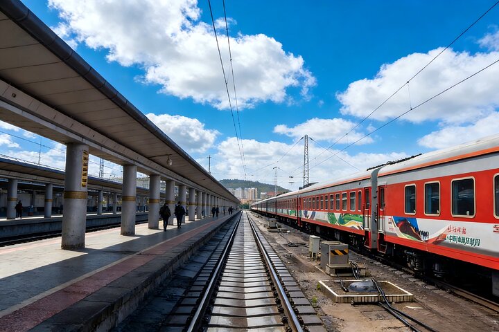 Transfert privé au départ de la gare de Xining depuis les hôtels de la ville