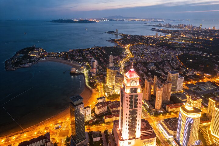 Qingdao dopo il tramonto: Tour di illuminazione di 4 ore con opzioni