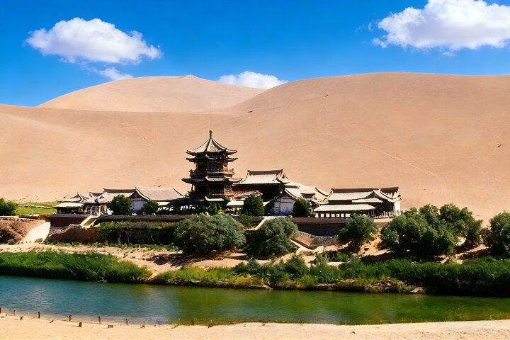 Tour privato di 6 giorni a Xining, Zhangye, Jiayuguan e Dunhuang