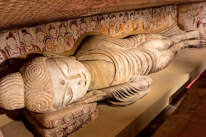 Tour privato di 6 giorni a Xining, Zhangye, Jiayuguan e Dunhuang