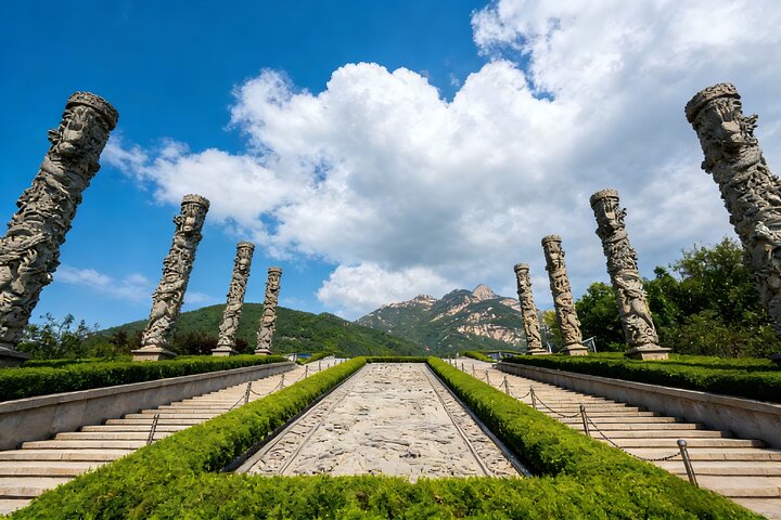 Mount Tai Private Tour von Jinan mit dem Hochgeschwindigkeitszug mit Seilbahnfahrt
