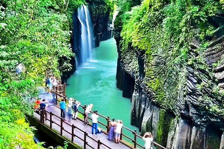 Vanuit Fukuoka : Dagtour naar Miyazaki, Takachiho Gorge en Shrine